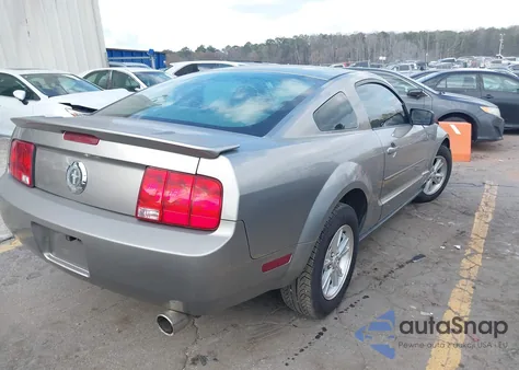 2008 Ford Mustang V6 Deluxe/V6 Premium из США, поврежденный, VIN 1ZVHT80N385184673